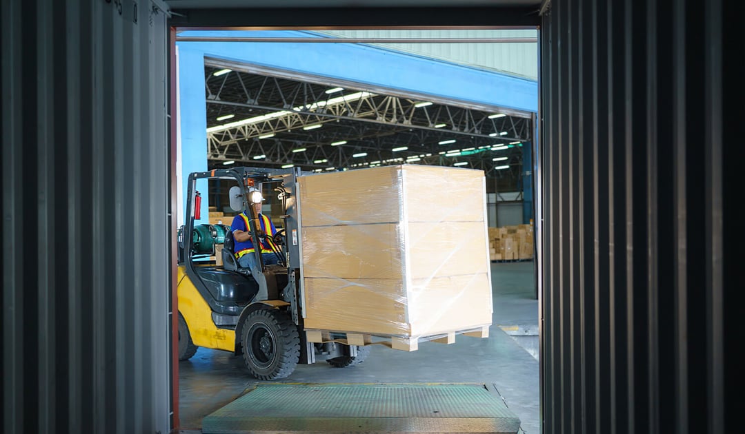 Pallet loading on LTL Truck